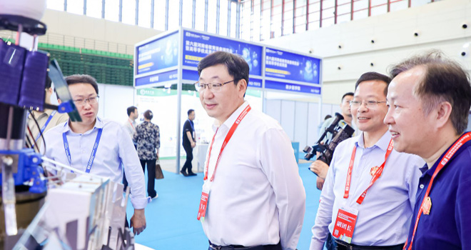 �����ú���ʡ�����b�䲩�[���߸ߵȌWУ�ɹ�չ�������e�k