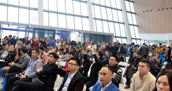 ��ʮ�ˌÏV�|�����b��չ�[���ڏV�|̶�އ��H��չ�����_Ļ