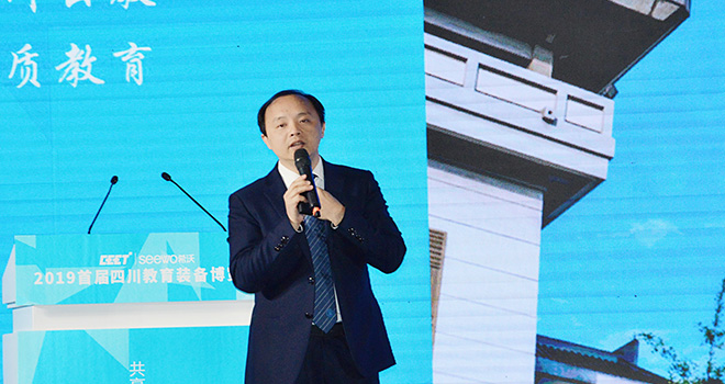 ���Ĵ��ƽ̡��_ͨ�l(f��)����(hu��)�߰l(f��)չՓ��